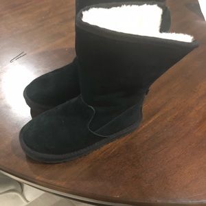 Uggs boots for girl size 13 worn twice